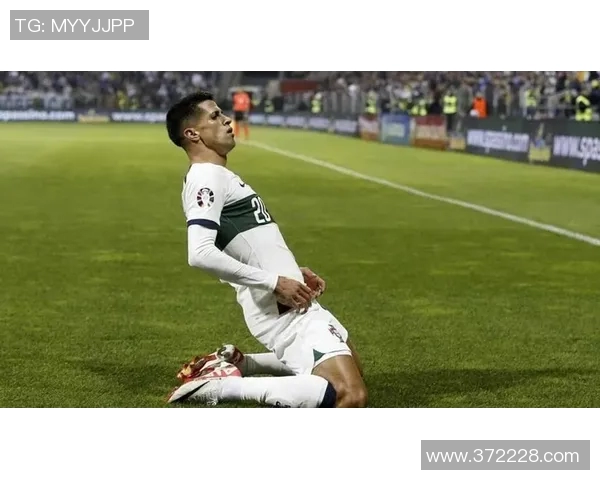 坎塞洛:从边缘球员到足坛明星的华丽转身与职业生涯的精彩瞬间 坎塞洛:从边缘球员到足坛明星的华丽转身与职业生涯的精彩瞬间