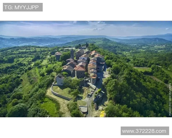 探索埃斯特旺的魅力与历史深度揭示这座城市的文化与风景之美