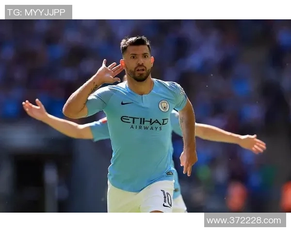 曼彻斯特与沙尔克2011年激战回顾:一场难忘的足球盛宴 曼彻斯特与沙尔克2011年激战回顾:一场难忘的足球盛宴