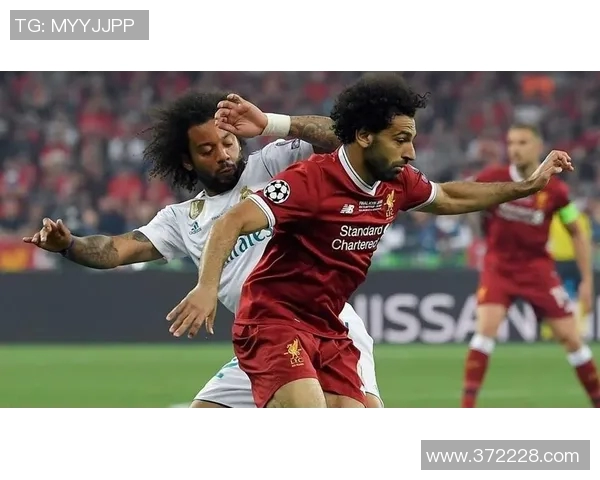 欧冠门票系统瘫痪数万球迷排队奋战12小时抢购心仪门票