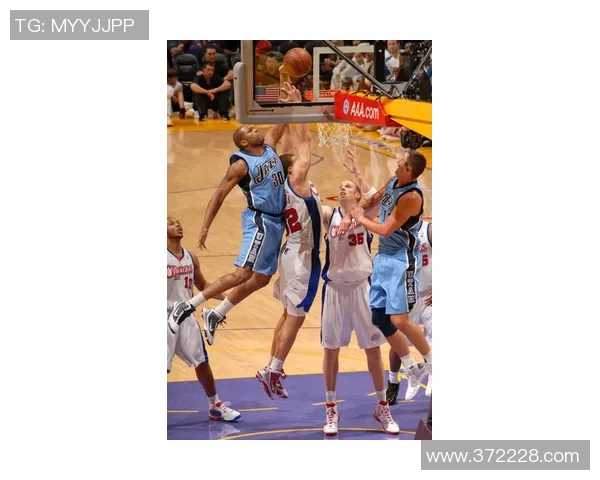 火箭队与森林狼的激烈对决分析及赛后精彩瞬间回顾