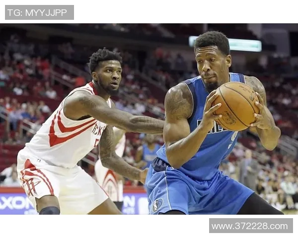 火箭与小牛季后赛抢七大战回顾：经典对决的激烈与悬念