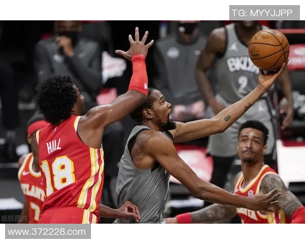 骑士队与老鹰队在0304赛季的精彩对决回顾与分析 骑士队与老鹰队在0304赛季的精彩对决回顾与分析