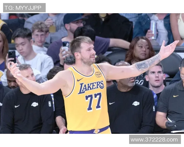 2018年骑士与湖人激战回顾：传奇对决与篮球魅力的完美交融