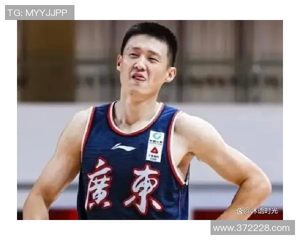 周鹏：从篮球场上的拼搏到生活中的坚持与成长之路