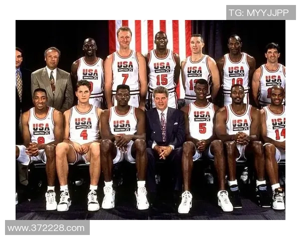 武汉篮球队的崛起与发展：探索团队意识与战术创新的深度分析