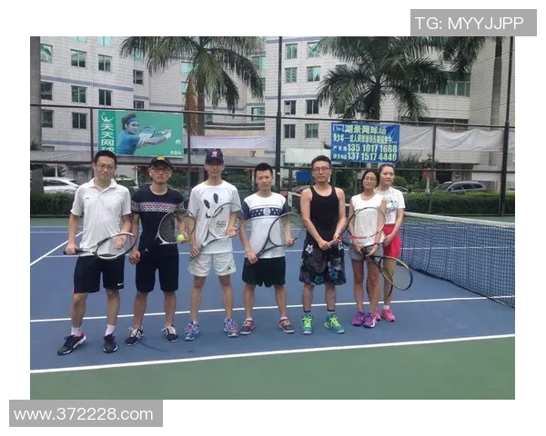 深圳网球队边路渗透战术解析与实战应用研究 深圳网球队边路渗透战术解析与实战应用研究