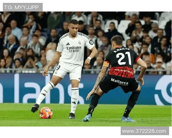 皇马与马竞巅峰对决再续西班牙德比传奇激情与荣耀的较量即将展开 皇马与马竞巅峰对决再续西班牙德比传奇激情与荣耀的较量即将展开