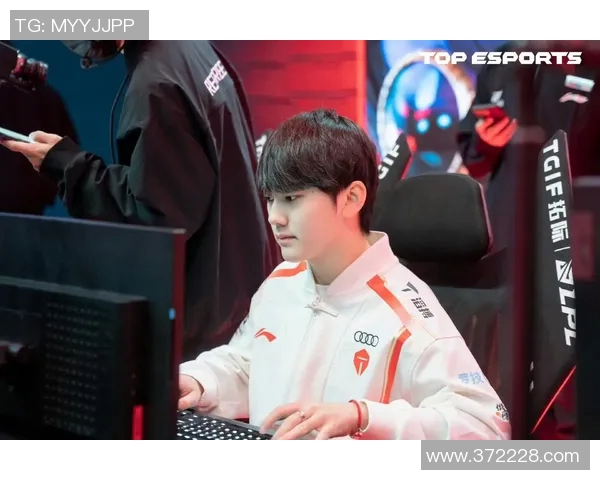 聚焦英雄联盟TES战队心理素质解析与提升策略探讨MBA